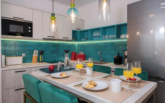 Flos Apartments