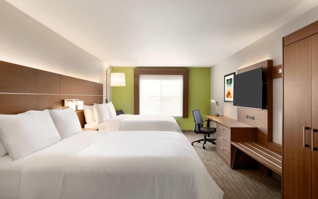 Holiday Inn Express Hotel & Suites Merced, an IHG Hotel