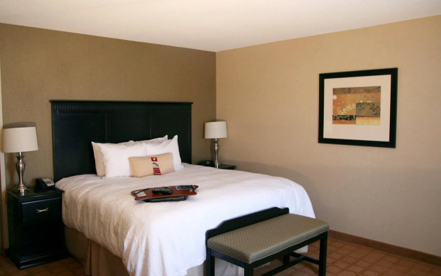 Hampton Inn & Suites Chicago/St. Charles