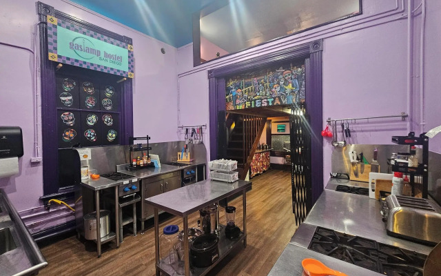 Gaslamp Hostel