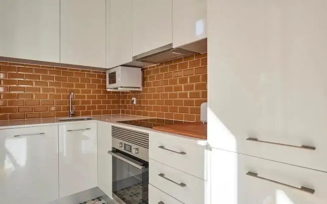 Modern 1-Bed With Ac & Private Terrace