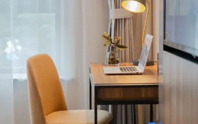 Homeinn Plus Hotel (Wuxi Hanjiang North Road Xindi Holiday Plaza)