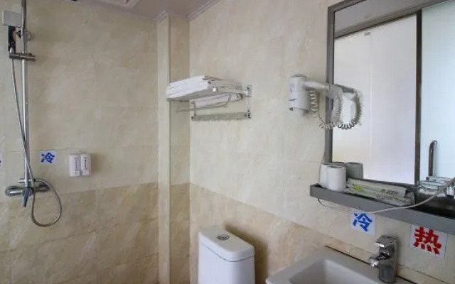 Yizhang Materials Business Hotel