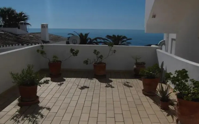 Seaview Apartment