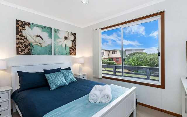 Rocky Point - pet friendly accommodation for multiple families