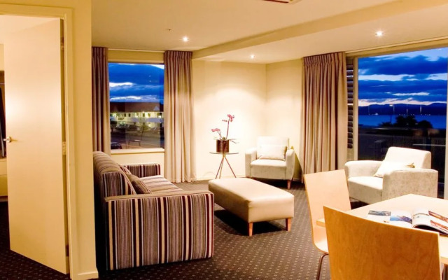 The Crown Hotel Napier