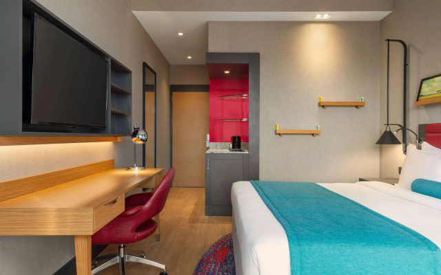 Ramada Encore Wyndham AL Khobar Corniche - Hotel in Al Khobar - Photo 5