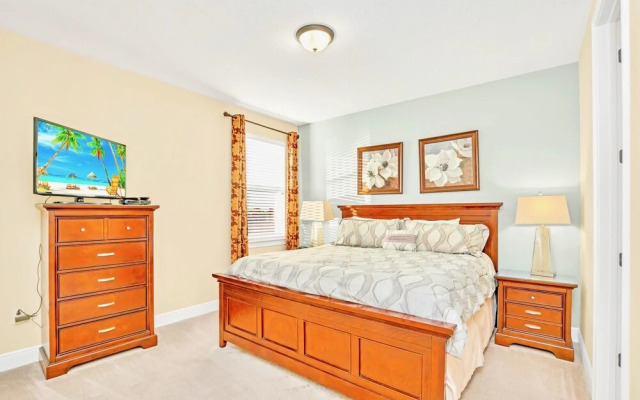 10br Luxury Mansion w Private Pool Netflix