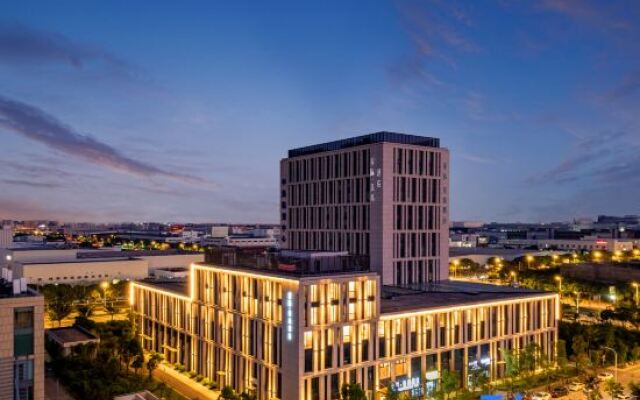 Interstellar Mei Gao Hotel