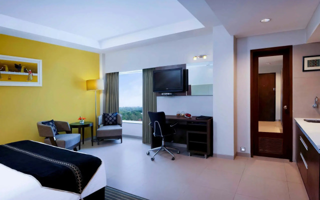 Grand Mercure Vadodara Surya Palace Hotel