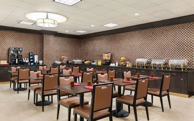 Wyndham Garden Totowa