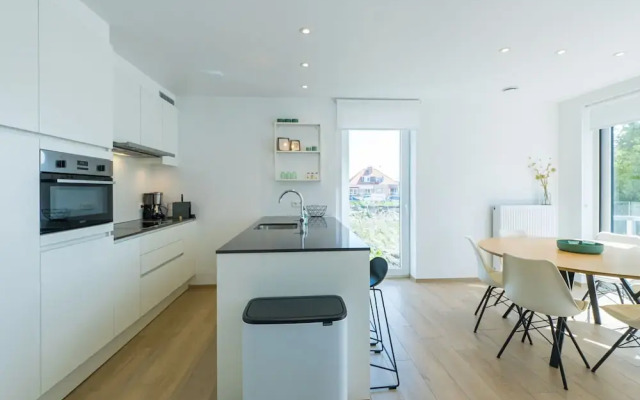 Apartment With sea View