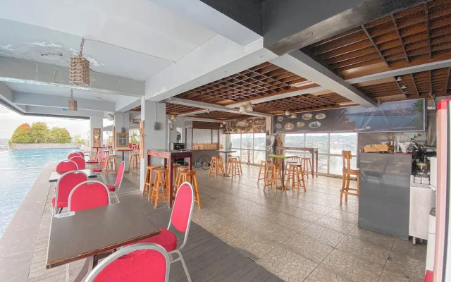 Best Deal and Homey Studio Apartment at Star Semarang