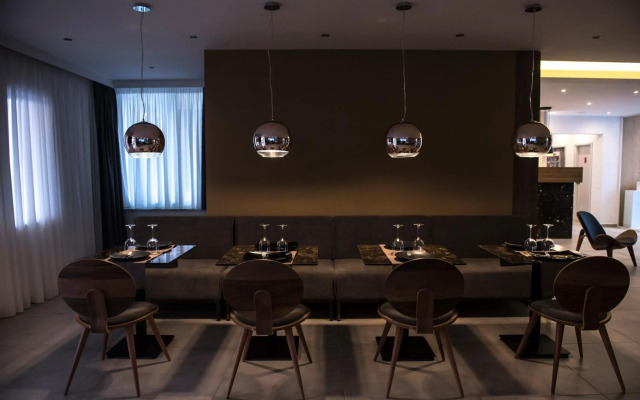 Golden Star Hotel - Adults Only (+16)