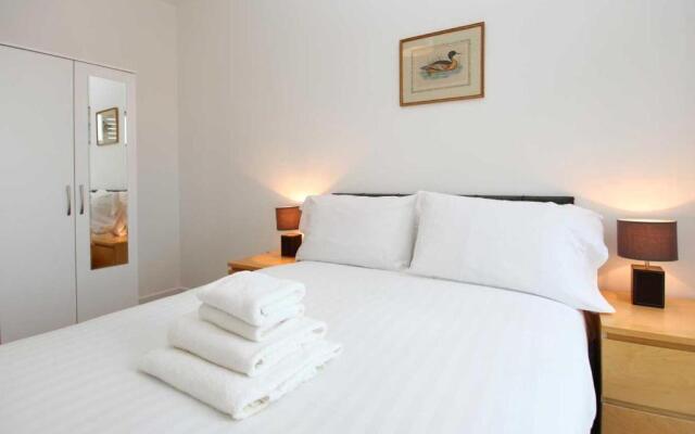 Parkes Court Apartments