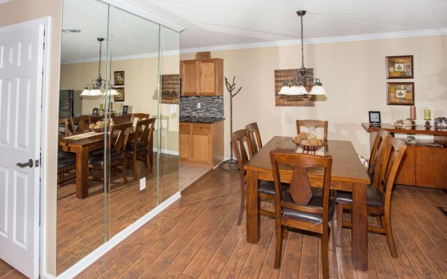 Whispering Pines 552