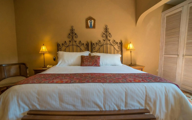 Villa Mirasol Hotel