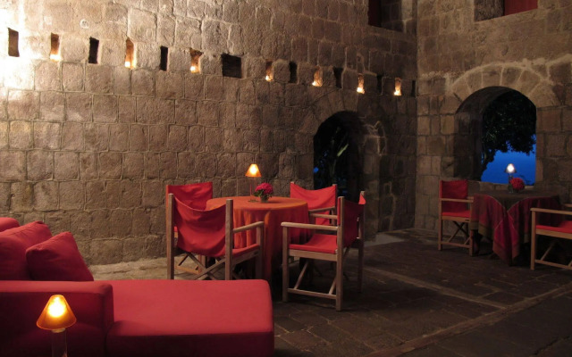 Golden Rock Inn