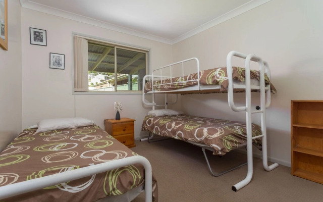 19 Melaleuca Crescent Catalina