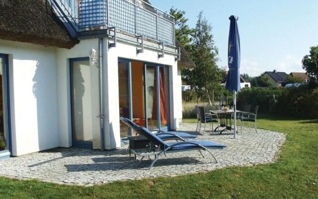 Beautiful Apartment in Börgerende With 2 Bedrooms