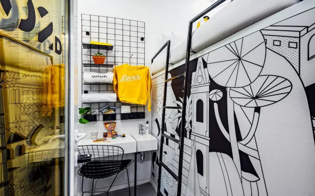 Wom Allenby Pod Hotel