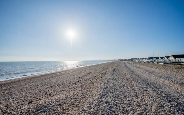 Large Family Getaways Metres From the Beach