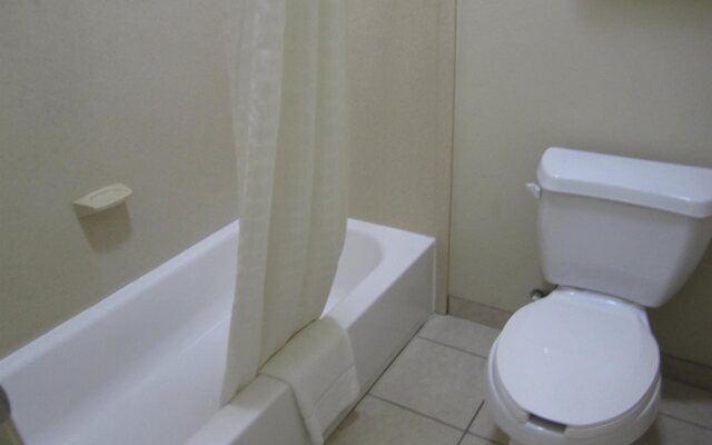 Executive Inn & Suites Joaquin