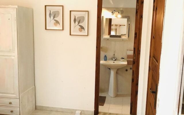 Skopelos Inn