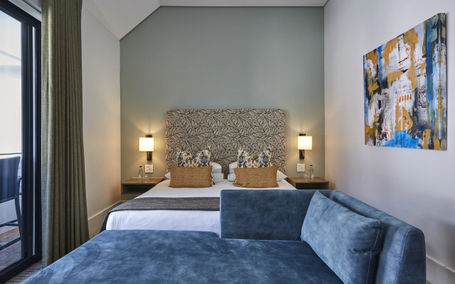 Chapter House Boutique Hotel