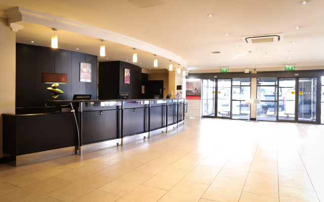 Crowne Plaza Manchester Airport by IHG