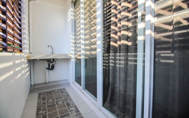 OYO 405 Ruan Plaisoi Apartment