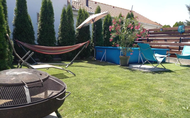 IDILL APARTMANHáZ B&B