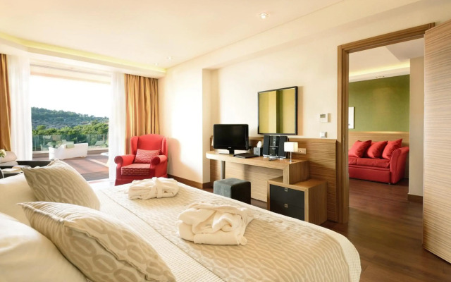 Royal Paradise Beach Resort & Spa