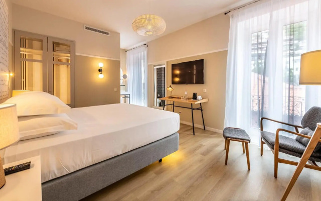 Pestana Fisherman Village
