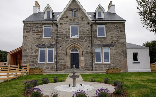 House Of Juniper - The Manse