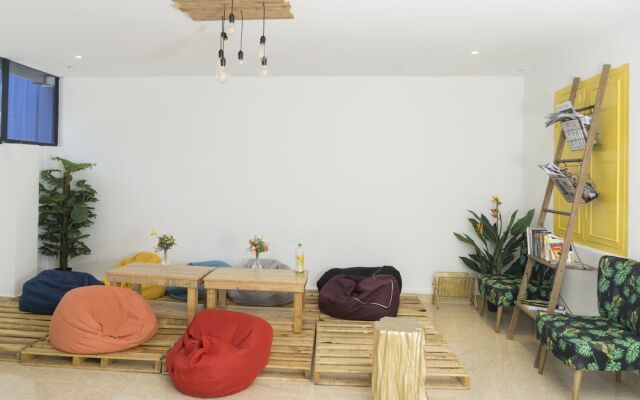 OYO 765 Summer House Bukit Bintang Hotel