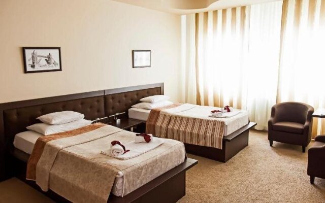 The Regent Club Hotel