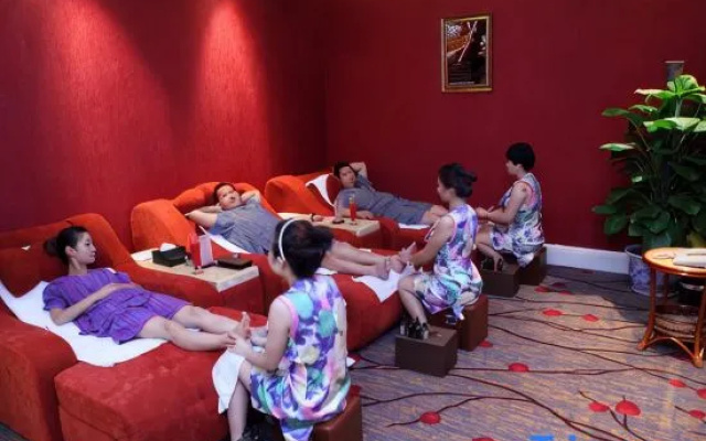 Liaobin Paxton Vacances Hotel Panjin – People – Panjin