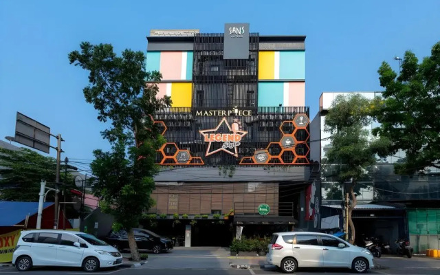 Sans Hotel Roxy Jakarta
