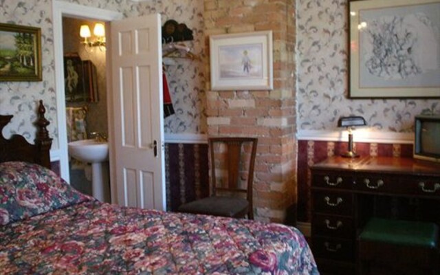 Pimblett's Downtown Toronto B&B