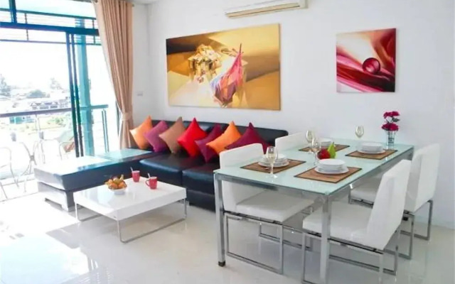 Kamala Regent 3 bedrooms apartment with rooftop pool