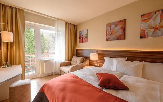 Sunday Schwarzbachtal Hideaway Resort