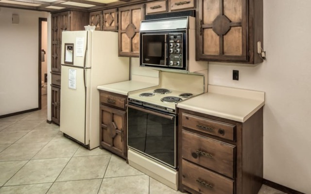 Ruidoso - 100 Hull Rd. #2