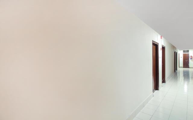 OYO 70733 Hotel Regal