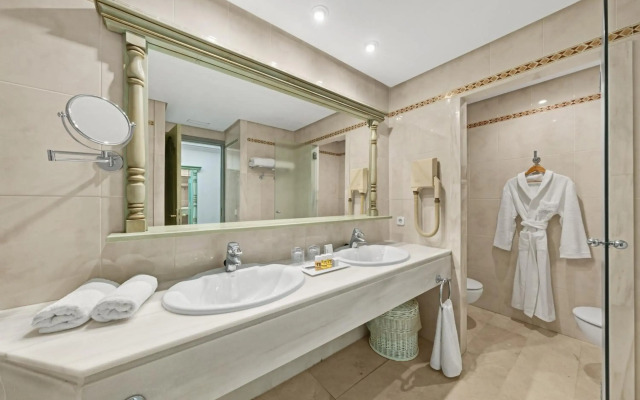 La Moraleja The Quiet Hotel- Adults Only