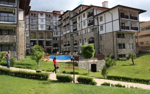 Etara Apartments