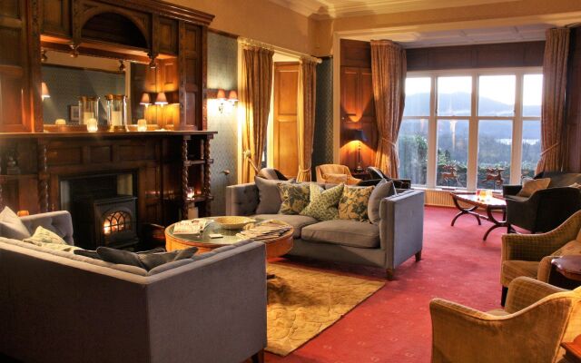 Ravenstone Manor