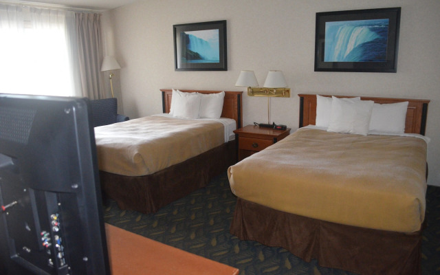 Travelodge by Wyndham Niagara Falls at the Falls