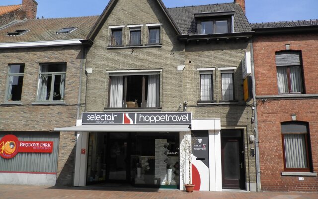 Country House in Poperinge Near WWI Sites