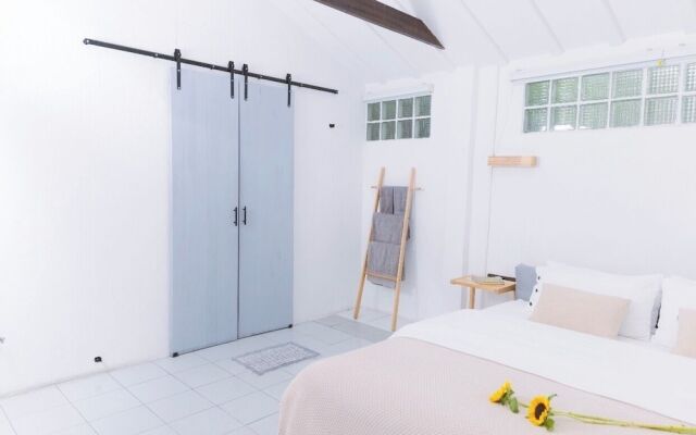 4 Bedroom/5 Beds Villa Din Daeng BKK